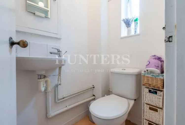 2 Bedroom Flat To Let in Canonbury N1 London