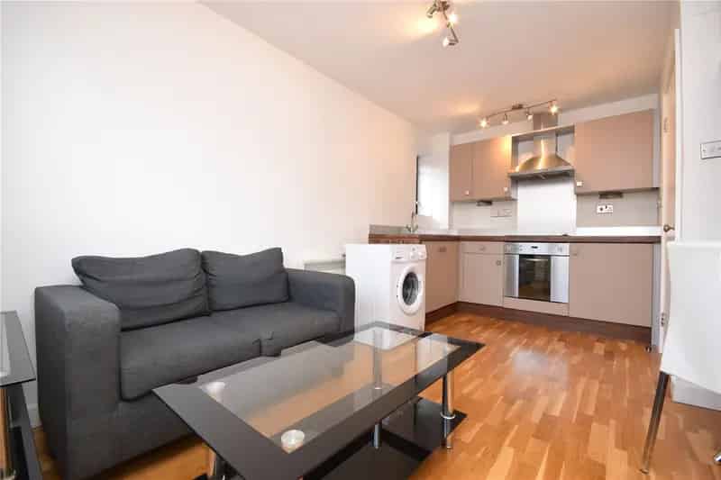 One Bedroom Furnished Apartment Leeds City Centre