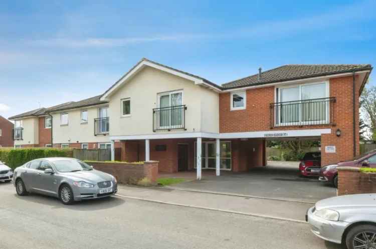 Two Bed Flat Millbrook Ensuite Open Plan Living Allocated Parking