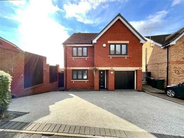 4 bedroom detached house for sale