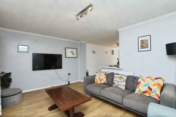 Three Bedroom End Terrace House in New Costessey