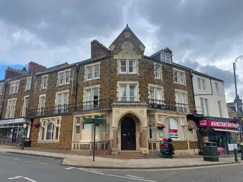 Hunstanton High Street Commercial Building - Multiple Use Potential