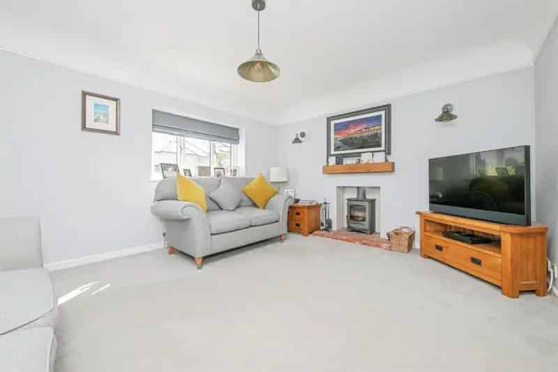 Spacious Family Home with Log Burner and Private Garden