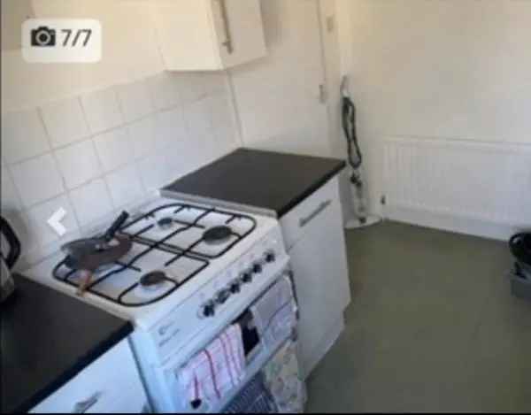 Flat For Rent in Gloucester, England