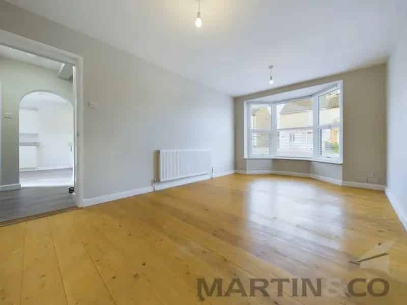 4 Bedroom House For Sale Large Garden Development Potential