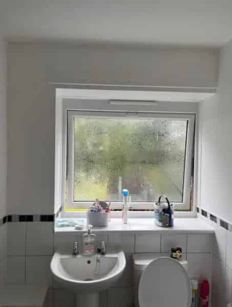 Spacious 2 Bed Maisonette with Balcony