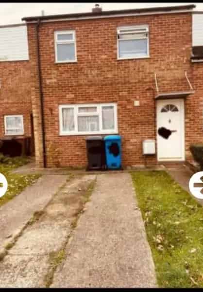 Three Bedroom House Haverhill Large Garden Solar Panels Driveway