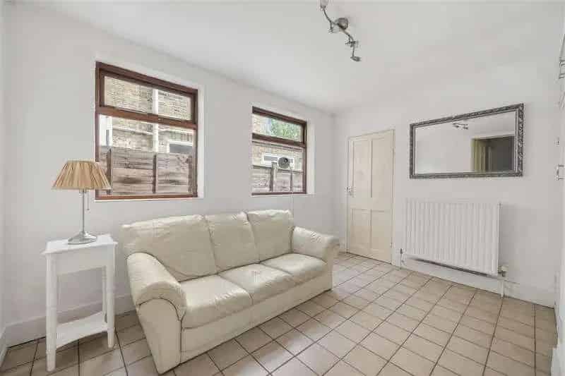 2 Bed 3 Reception Mid Terrace House for Sale