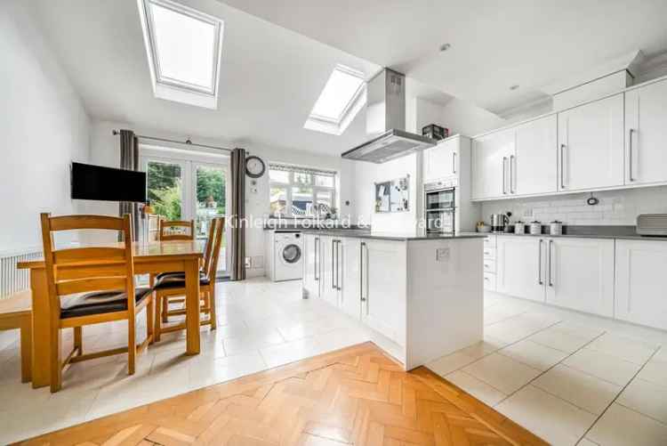 House For Sale in London, England