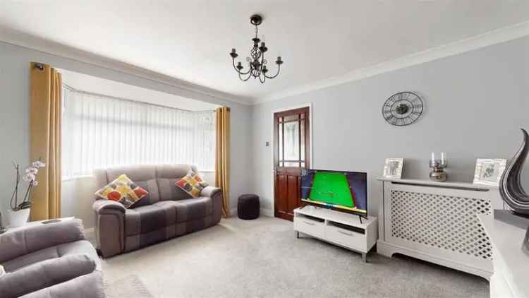 3 Bedroom Mid Terrace House For Sale