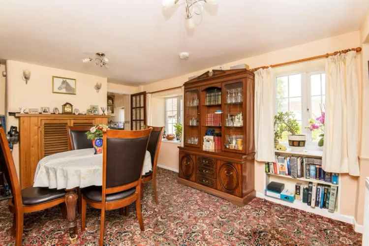 Idyllic 4-Bedroom Home in Blackdown Hills AONB