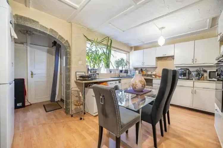 3 Bedroom Terraced House for Sale Near Penge High Street