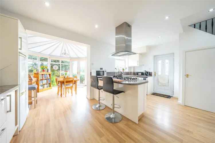 House For Sale in Bristol, England