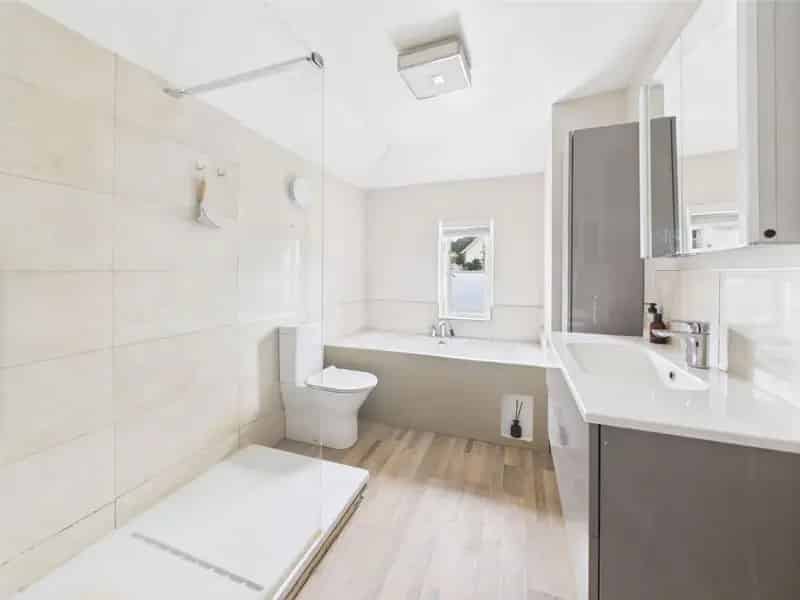 4 Bed Period Residence For Sale