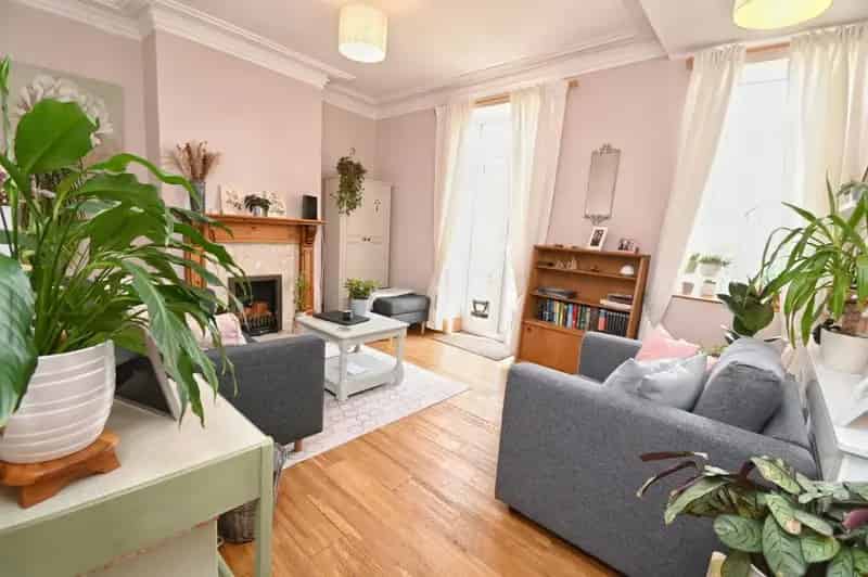 3 Bed House for Sale Charming Cottage Breathtaking Gardens