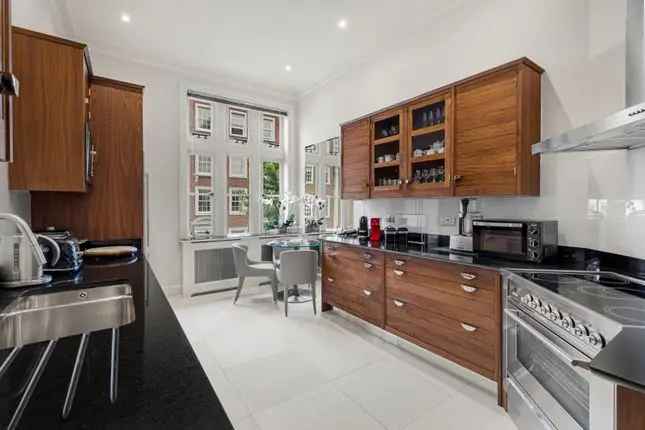 Mayfair Apartment for Sale - Luxurious Victorian Mansion Block