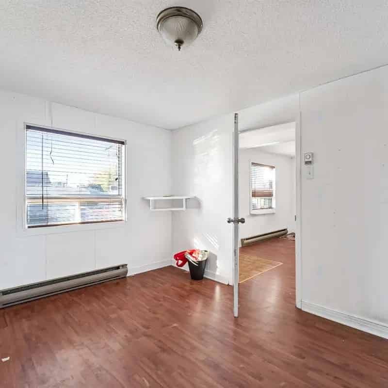 Aylmer Family Home 3-Bedroom Near Marina