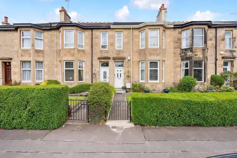 3 Bedroom Terraced House for Sale in Newlands Glasgow