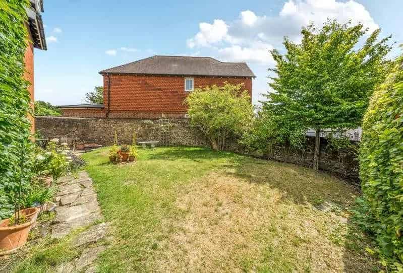 3 Bed Detached House For Sale