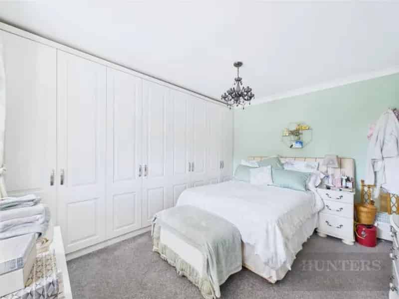 6 Bed Detached Dormer Bungalow Wheelchair Accessible Multi Generational Home