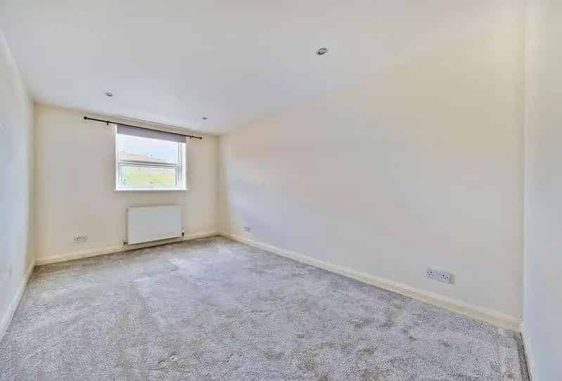2 Bed Flat for Sale North Street