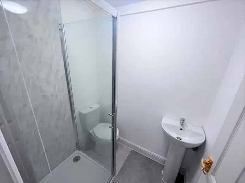 1 bedroom House of Multiple Occupation
 To Rent