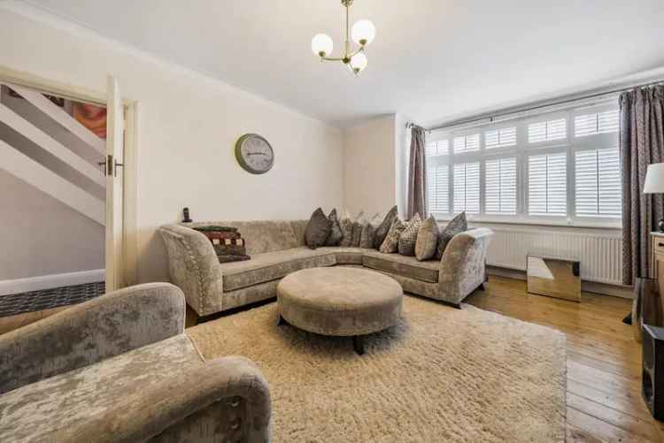 Spacious Four-Bedroom Family Home Near South Norwood Lake