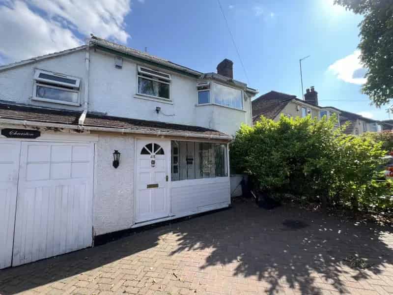 Four Bedroom House Available Now Family Home