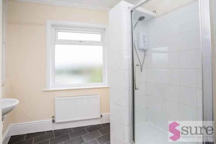 4 Bedroom Terraced House Student Professional Sharer Garden
