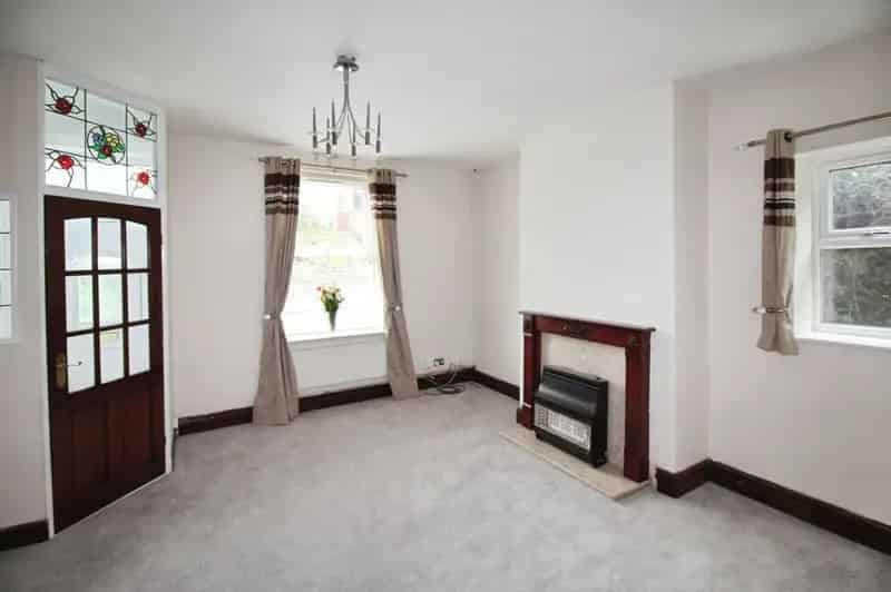 2 Bedroom End Terrace House for Sale Morley West Yorkshire