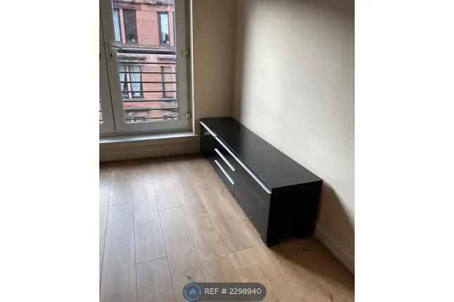 Flat to rent in Hayburn Street, Glasgow G11