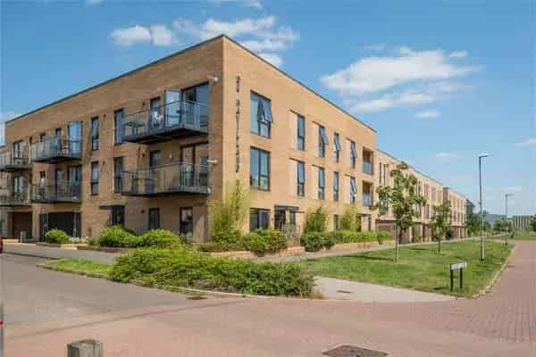 Modern 2-Bed Apartment Great Kneighton Cambridge