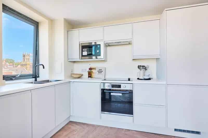 Beckenham 2 Bed 2 Bath Apartment - New Build