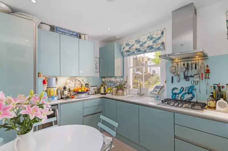 3 Bedroom Triplex Apartment for Sale