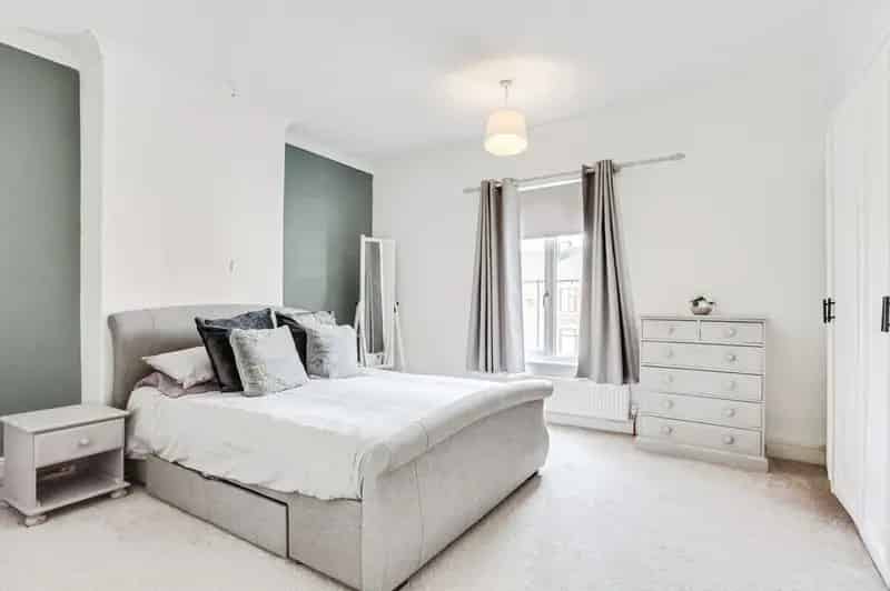 3 Bedroom End Terrace House Wakefield West Yorkshire