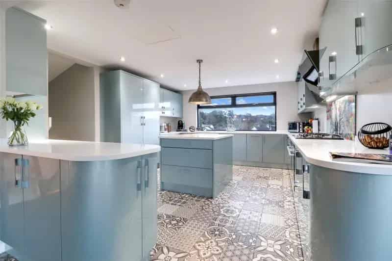 4 Bedroom Detached House for Sale Northam Limers Lane