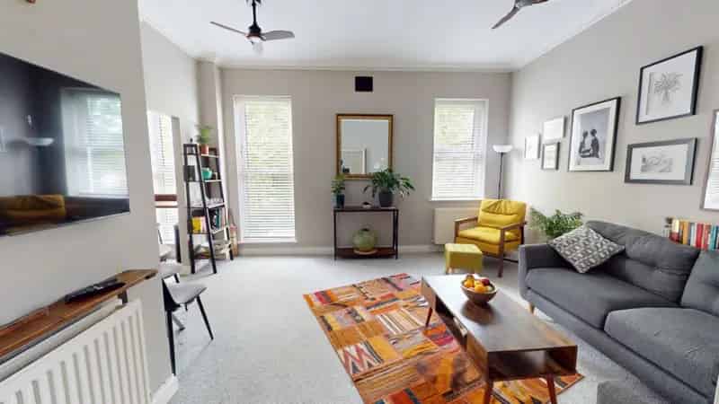 3 Bedroom Flat To Rent Available 03072025