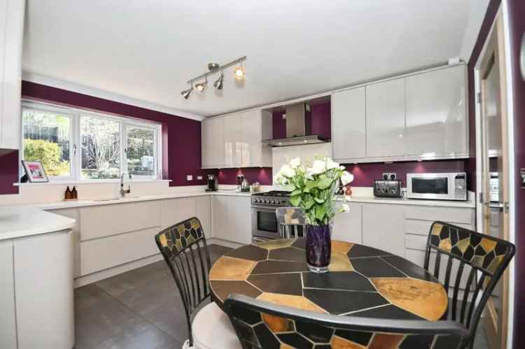 4 Bedroom Detached House for Sale Chesterfield Derbyshire