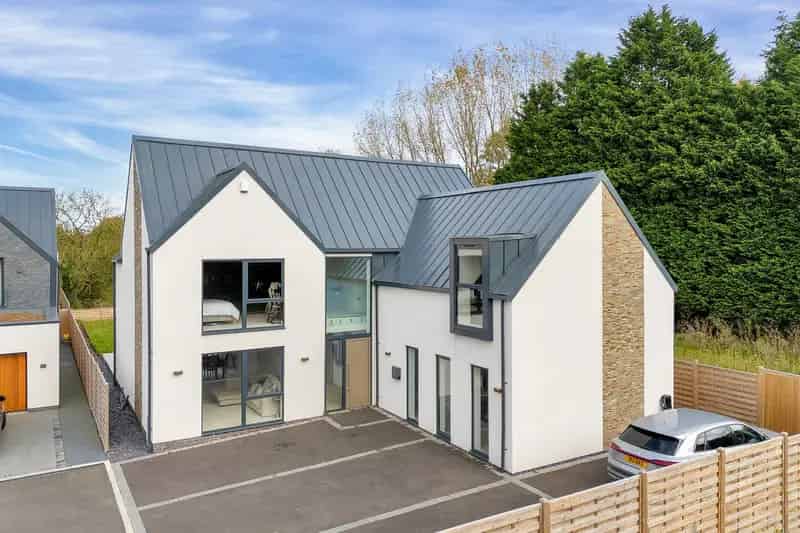 5 Bedroom Detached House For Sale Melton Road Stanton on the Wolds