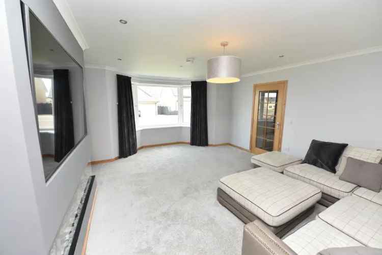 House For Sale in Inverurie, Scotland