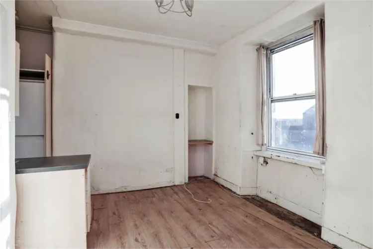 1 Bed Flat Portobello - Refurbishment Opportunity Near Beach