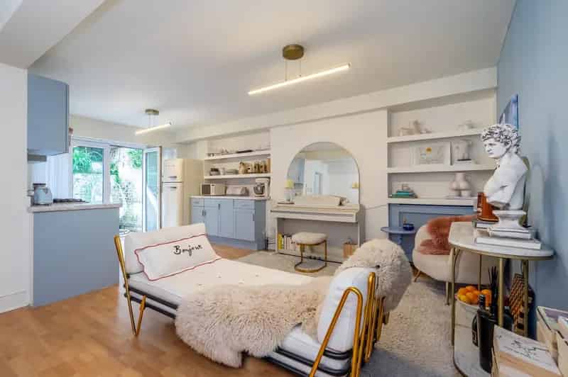 2 Bedroom Flat for Sale in West Hampstead