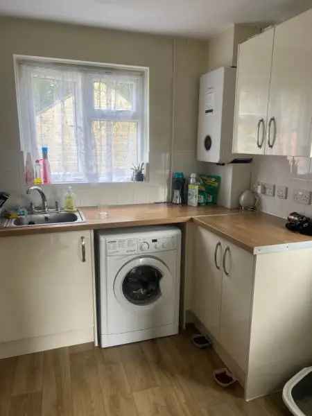 House For Rent in Tandridge, England