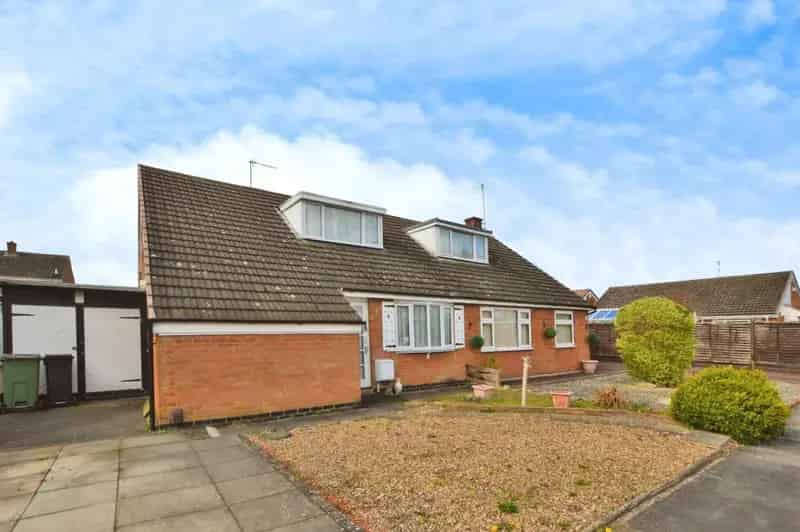 3 Bedroom Bungalow For Sale Extended Semi Detached Garage Garden