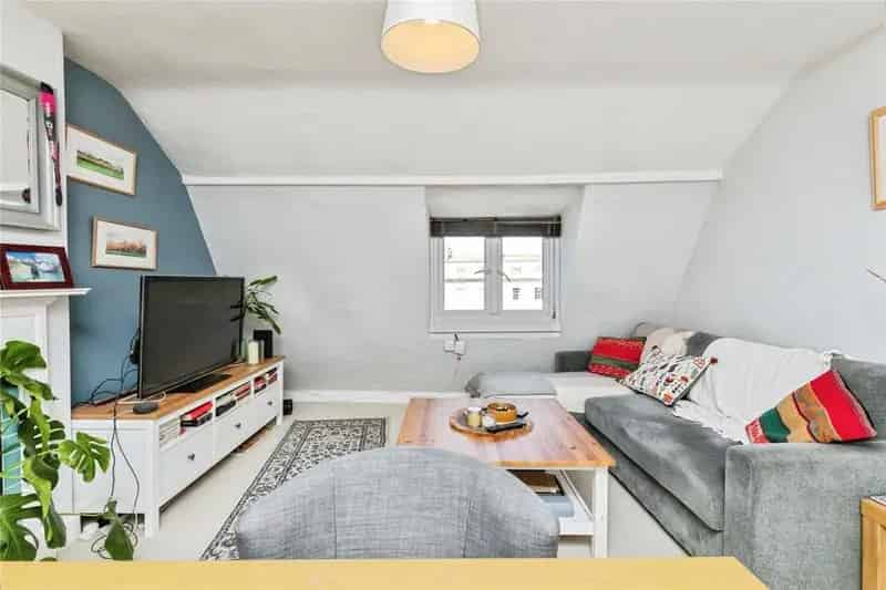 1 Bedroom Apartment for Sale