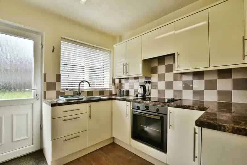 3 bedroom End Terrace House for sale, Cheadle Hulme, Greater Manchester, SK8