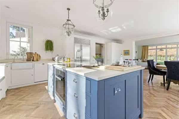 4 Bedroom Detached House West Marlow Eco Friendly 4200 sq ft