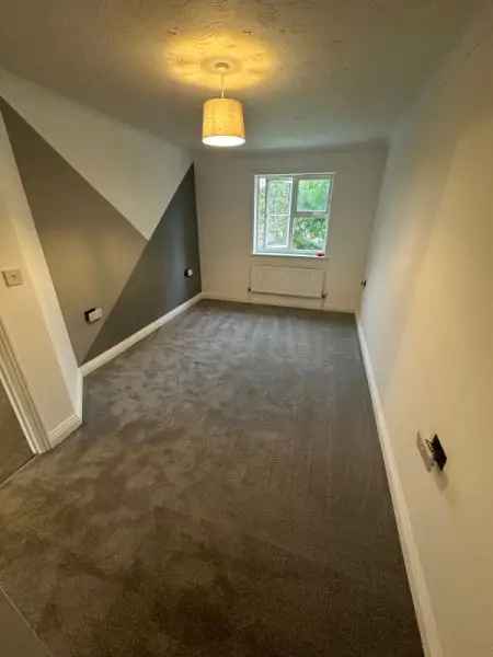  For Rent in Basingstoke and Deane, England