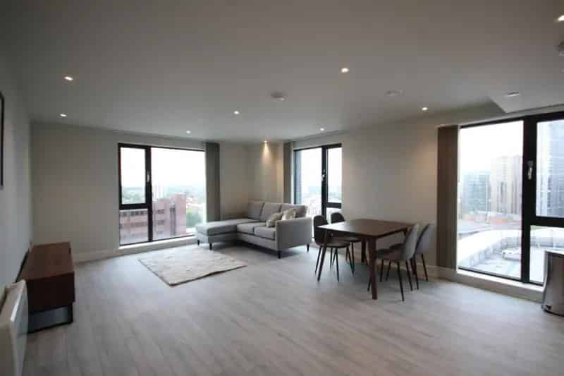 2 Bedroom Flat To Rent Available 08072025