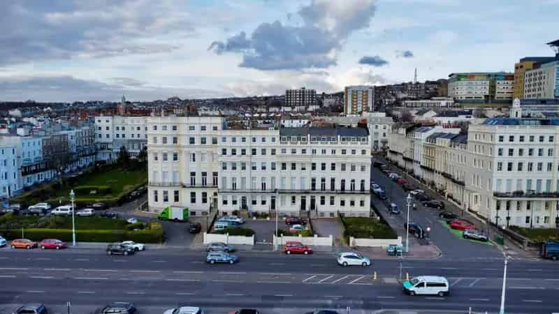 2 Bedroom Flat Brighton Seafront Top Floor Apartment
